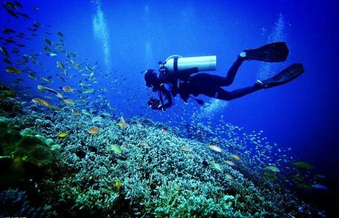 天冷热水不够用 海尔热水器不“冻”摇：大水量，更舒适